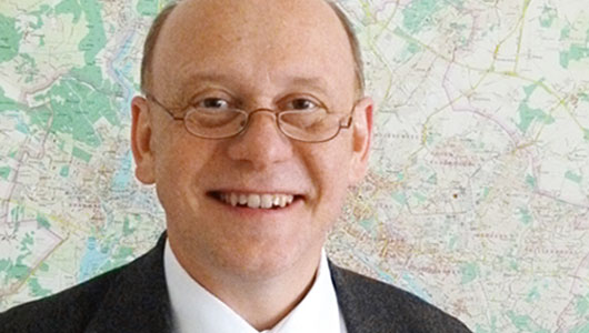 Portrait von Ulf Mayer-Golling. Leiter des Integrationsamts in Berlin.